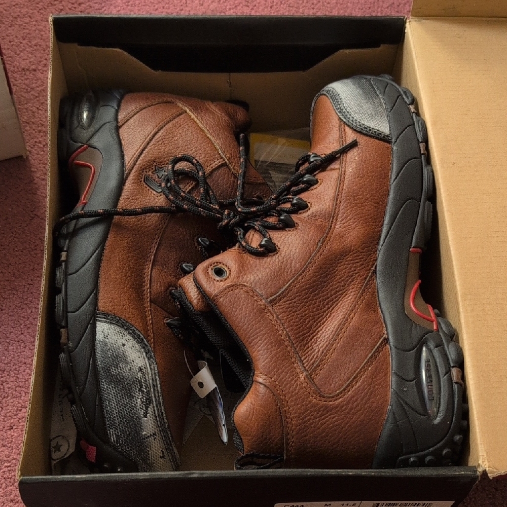 Converse Men's Brown and Black Boots